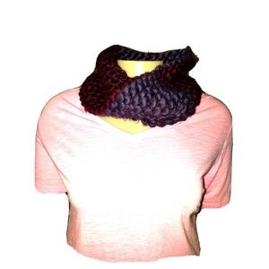 Echo Purple, Burgundy Cowl Snood Infinity Scarf EUC